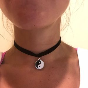 Yin Yang Choker
